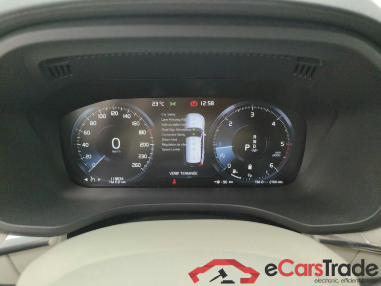 VOLVO XC60 DIESEL MILD HYBRID - 2.0 B4 197 AWD Inscription Geatronic 5d #6