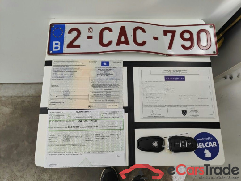 Peugeot 308 SW 1.5 BlueHDi 130 S&S Allure 5d #4
