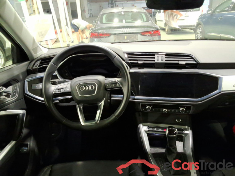 AUDI Q3 Sportback 1.4 45 TFSI E S TRONIC #6
