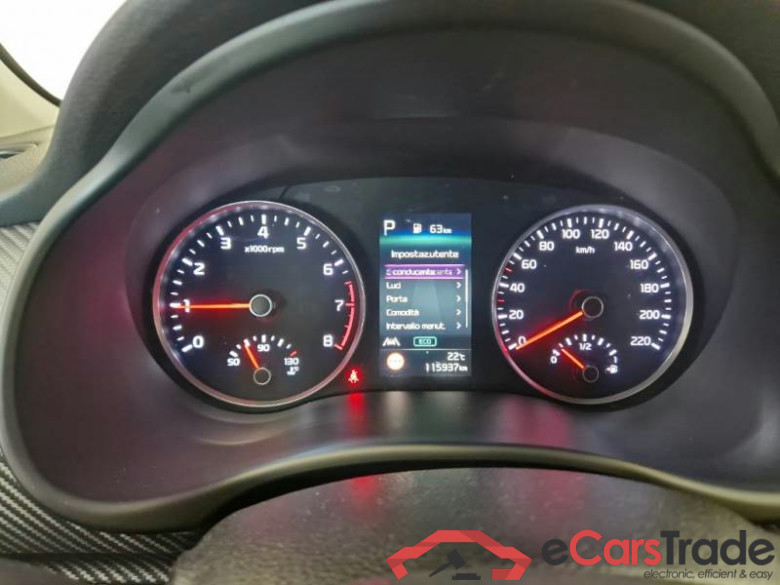 KIA STONIC / 2017 / 5P / SUV 1.0 T-GDI 88KW MHEV GT LINE DCT #4