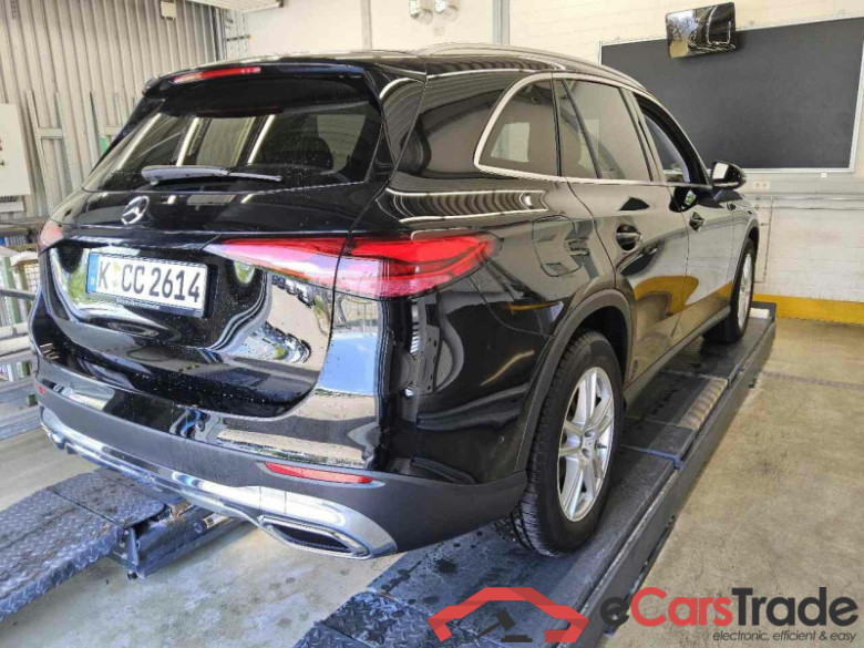 Mercedes-Benz GLC (BM 254)(06.2022->) DE - SUV5 GLC 200 EU6d, 4Matic Avantgarde, 2022 - 2024 #3