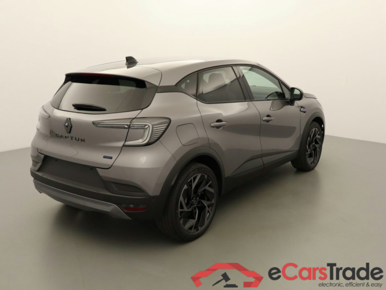 Renault Captur Esprit Alpine E-Tech Hybrid 160 #2