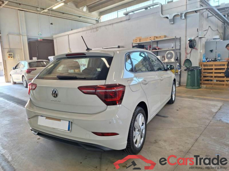 VOLKSWAGEN POLO / 2021 / 5P / BERLINA 1.0 TSI STYLE #2