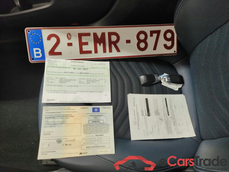 Mercedes-Benz A-Klasse A 180 d DCT Launch Edition 5d #4
