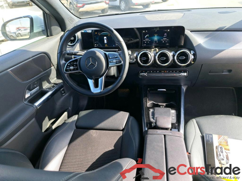 MERCEDES-BENZ GLA / 2020 / 5P / todoterreno GLA 200 D #3