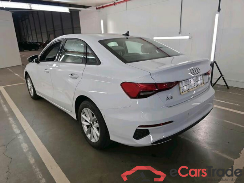 Audi A3 BERLINE A3 Berline 1.0 TFSi 30 Stronic Attraction B.E. (Mild Hybrid) 81kW/110pk  4D/P Auto-7 #3