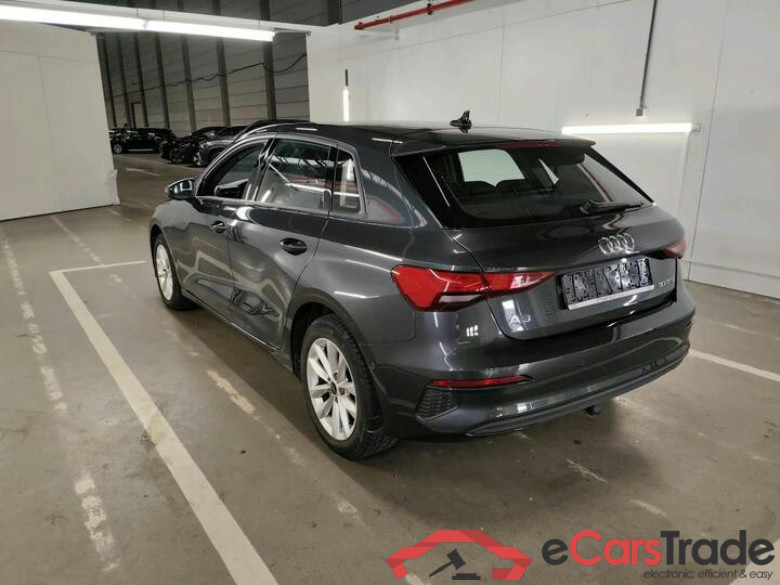 Audi A3 Sportback A3 Sportback 1.0 30 TFSi S tronic Attraction (Mild Hybrid) 81kW/110pk  5D/P Auto-7 - CO2 indicative #3