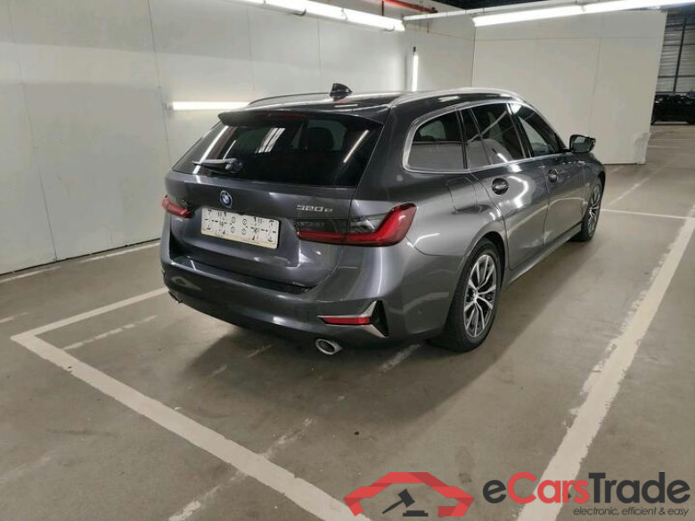 BMW 3 Reeks Touring 3 Reeks Touring 320e (150 kW) (PHEV) 150kW/204pk  5D/P Auto-8 #4