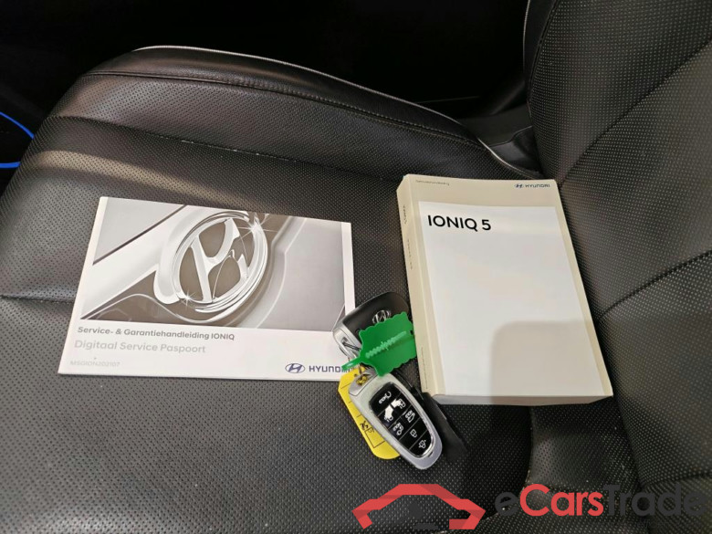 Hyundai IONIQ 5 73kWh Lounge 4WD auto 5d #4