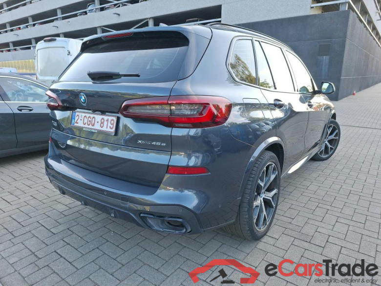 BMW - BMW X5 xDrive45e 394PK M Sport With Vernasca Leather & Innovation With Head Up & Driving Assistant & Parking Assistant Plus & 21 Inch Alloy & Pano  * HYBRID * #2