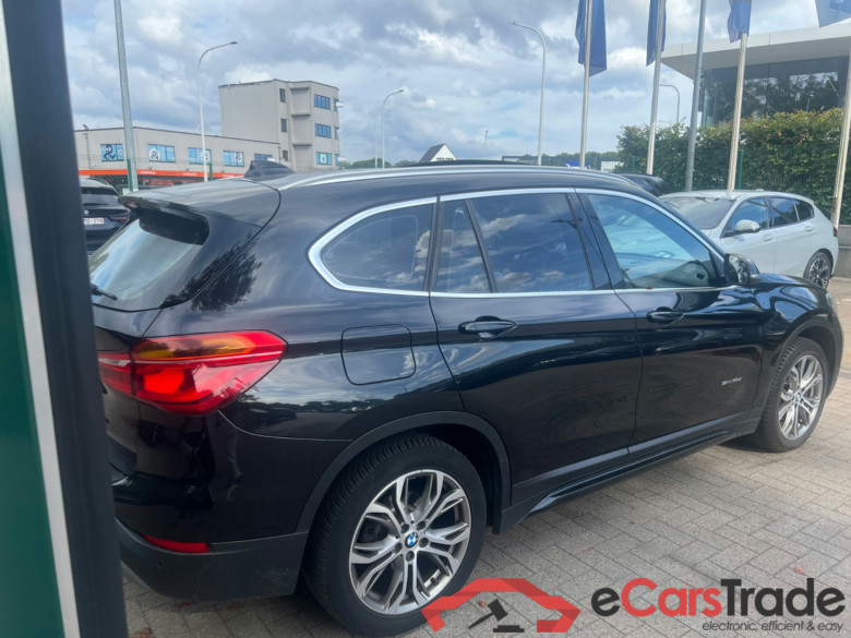 BMW X1 2.0 sDrive18d Pano LED CarPlay Sport-Leather KeylessGo Klima PDC ... #3