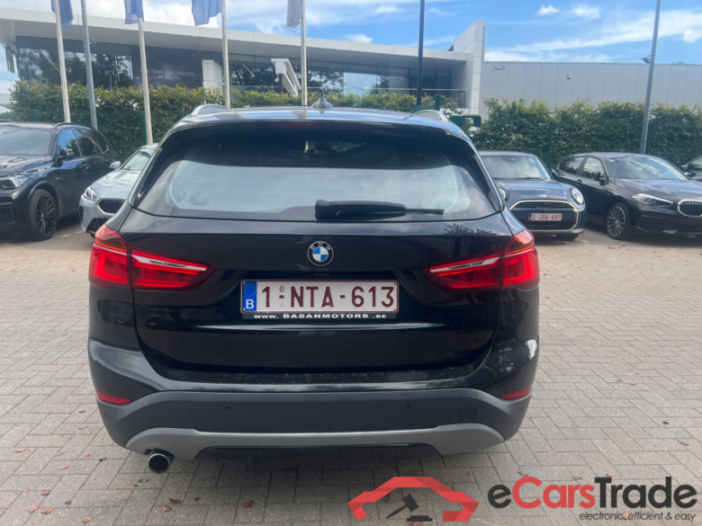 BMW X1 2.0 sDrive18d Pano LED CarPlay Sport-Leather KeylessGo Klima PDC ... #6