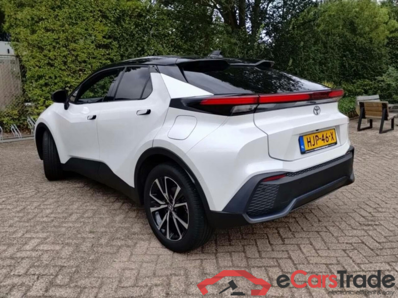 TOYOTA C-HR 1.8 Hybrid 140 First Edition #3