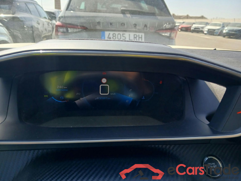 PEUGEOT 2008 / 2019 / 5P / todoterreno Allure Pack BlueHDI 81kW (110CV) #4