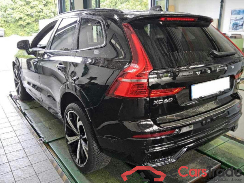 Volvo XC60 (03.2017->) DE - SUV5 B5 (Benzin) AWD EU6d, Ultimate Dark Mild-Hybrid, (Facelift) 2022 - 202 #4