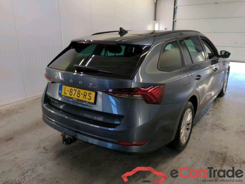 SKODA Octavia Combi 1.0 TSI Bns Edition #2