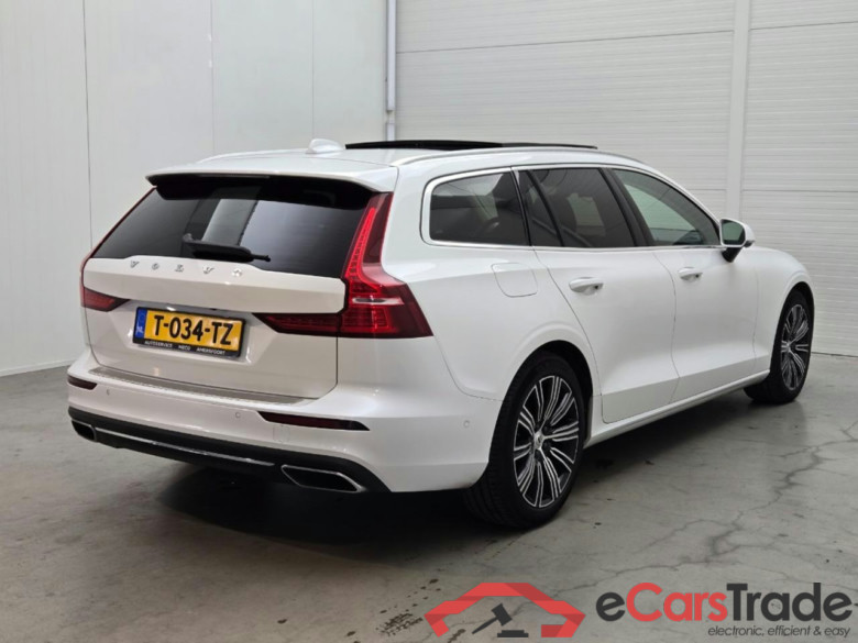 VOLVO V60 2.0 T8 Twin Engine AWD Inscription #4