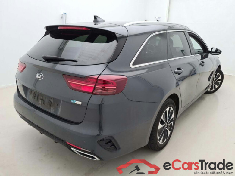 KIA CEED 1.6 GDI PHEV BUSINESS LINE DCT #2