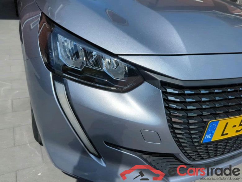 PEUGEOT 208 74 kW #4