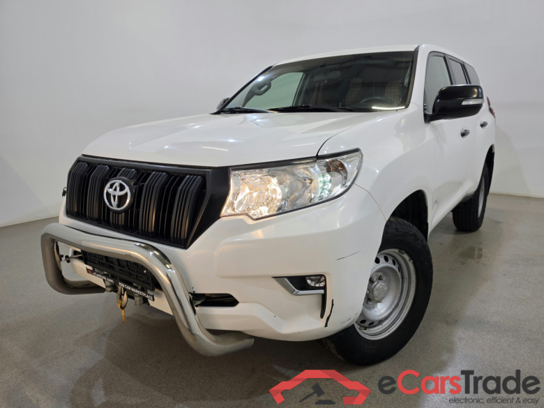 Toyota Land Cruiser 2.8 D-4D 4x4 2PL Navi KeylessGo Klima PDC ... #1