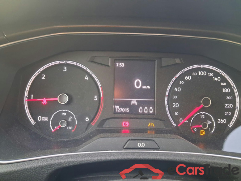 VOLKSWAGEN T-Roc / 2017 / 5P / todoterreno Advance Style 1.6 TDI 85kW (115CV) #4