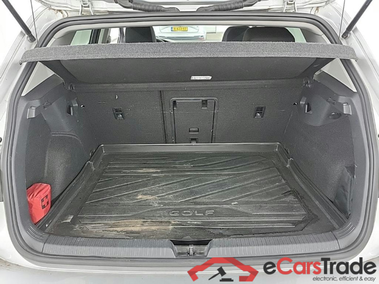 VOLKSWAGEN GOLF 1.5 TSI 96kW Life Business 5D #5