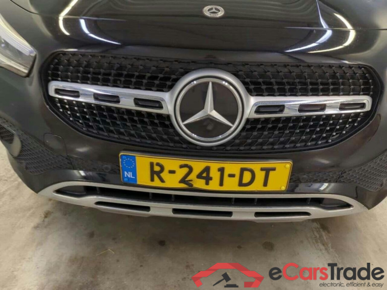MERCEDES-BENZ GLA-klasse 250 e BnsSol Lux Ltd #4