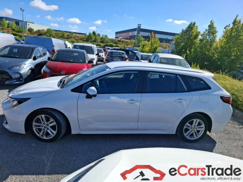 TOYOTA Corolla Touring Sports / 2018 / 5P / Break Hybride 122h Dynamic Business Beyond Zer #3