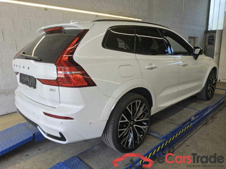 Volvo XC60 (03.2017->) DE - SUV5 B5 (Benzin) 2WD EU6d, R-Design Mild-Hybrid, (Facelift) 2021 - 2022 #3