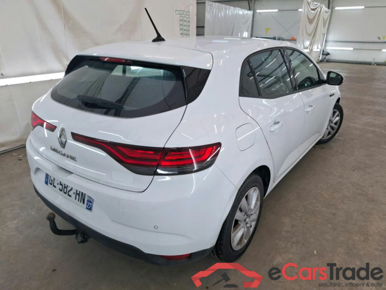 Megane IV Berline 5 ptes. Société Air Nav 1.5 dCi 115CV BVM6 E6d #3