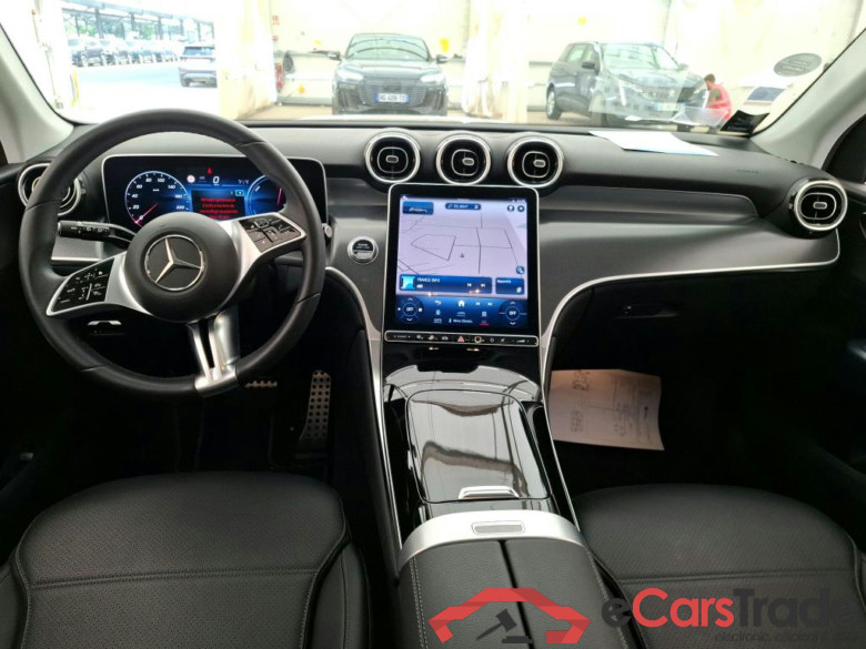 MERCEDES-BENZ GLC / 2022 / 5P / SUV GLC 300 e Business Line 4MATIC #5