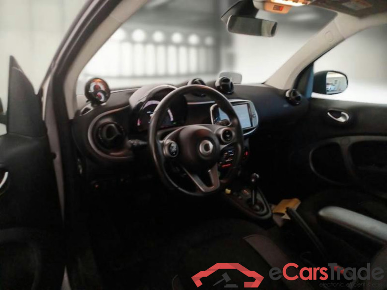 SMART FORTWO COUPÈ / 2019 / 3P / COUPE EQ 60KW PASSION #3