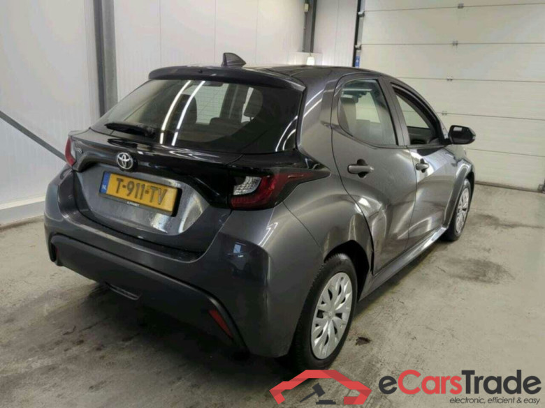 TOYOTA Yaris 1.5 VVT-i Active #2
