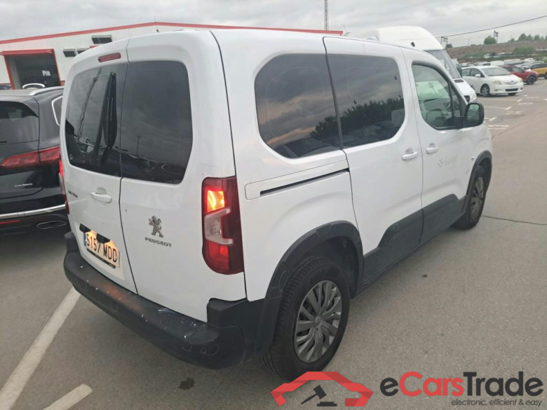 PEUGEOT Rifter / 2018 / 4P / combi Active Standard BlueHDi 73kW (IND) (CX2) #2
