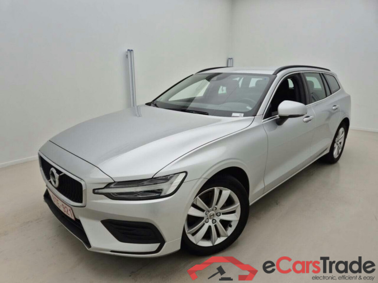 VOLVO V60 2.0 B3 MOMENTUM PRO