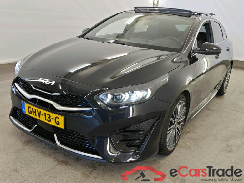 Kia ProCeed 1.5 T-GDi DCT7 GT-PlusLine glazen dak 5d #1