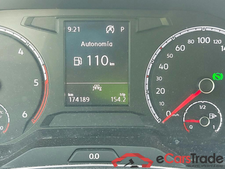 VOLKSWAGEN T-Roc / 2017 / 5P / todoterreno Advance 2.0 TDI 110kW (150CV) DSG (AC2) #5
