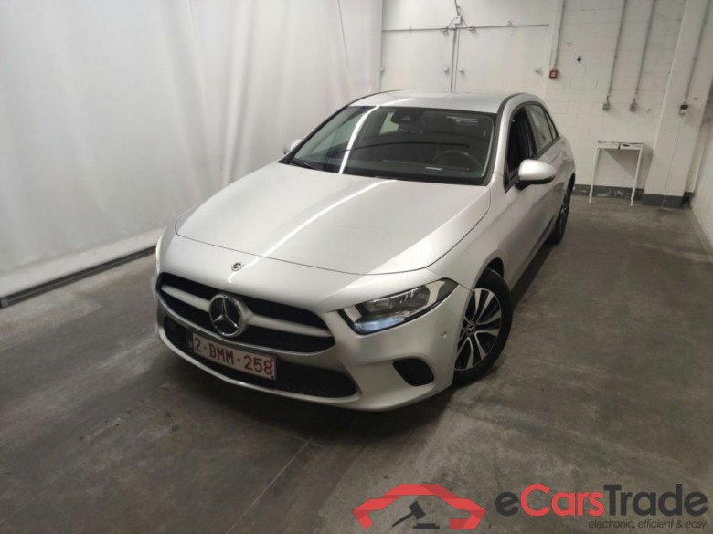 Mercedes-Benz A-Klasse A 180 d Business Solution Essential Aut. 5d