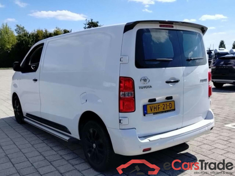 TOYOTA ProAce Worker 2.0 D-4D Black Line #3