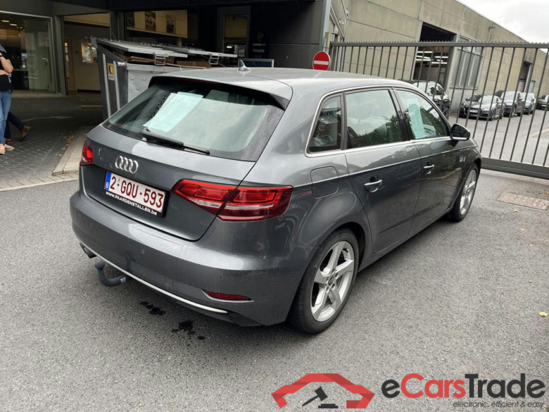 AUDI A3 Sportback 1.4 TFSI c.o.d. ultra Sport S tronic #3