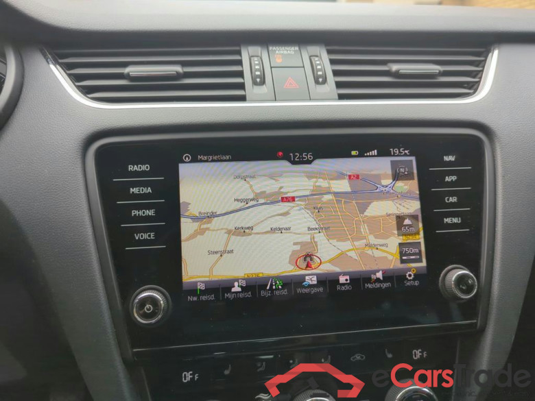SKODA Octavia Combi 85 kW #3