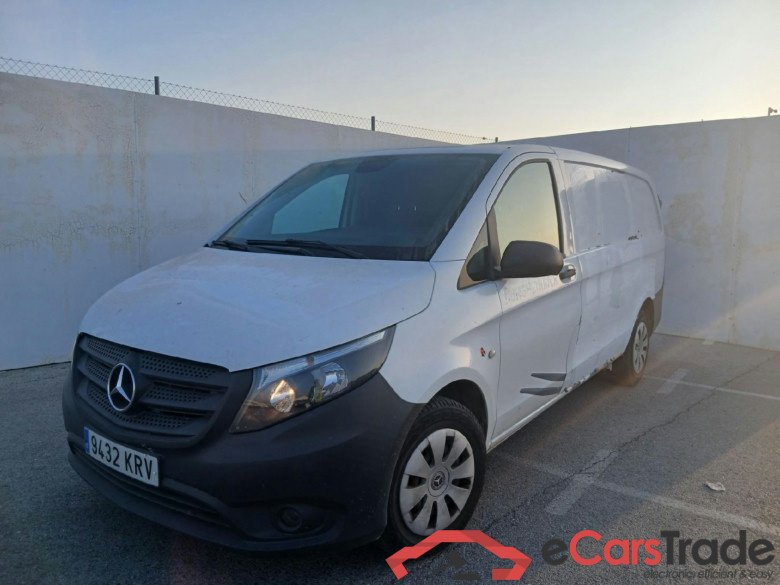 MERCEDES-BENZ Vito / 2014 / 4P / furgón 111 CDI Larga #1