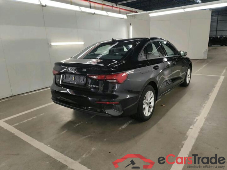 Audi A3 BERLINE A3 Berline 1.0 TFSi 30 Stronic Attraction (Mild Hybrid) 81kW/110pk  4D/P Auto-7 - CO2 indicatief #4