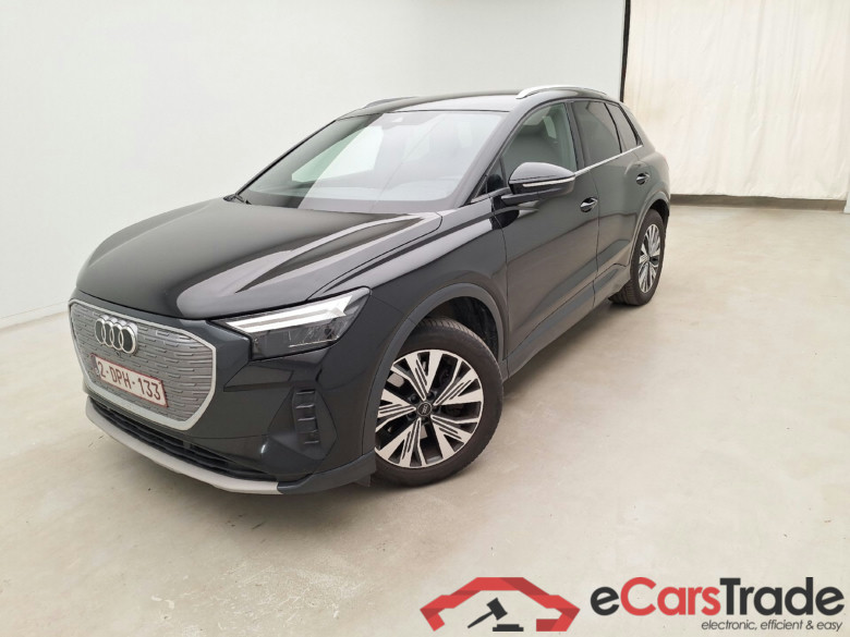 Audi, Q4 e-tron '21 BEV, Q4 40 150kW Advanced #2