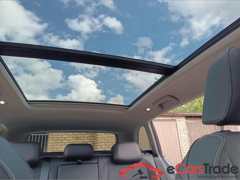 VOLKSWAGEN Golf VIII SW Golf Variant 1.5 eTSI Style Business Premium DSG #6