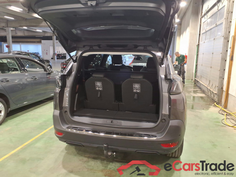 PEUGEOT 5008 1.2 PURETECH 130 AUTO ALLURE PACK #3
