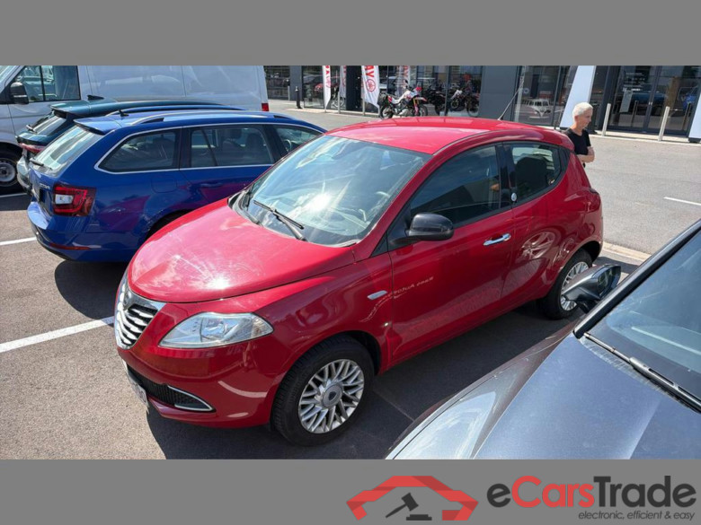 LANCIA Ypsilon 5P/D CNG Ypsilon CNG 0.9 TwinAir EcoChic Gold