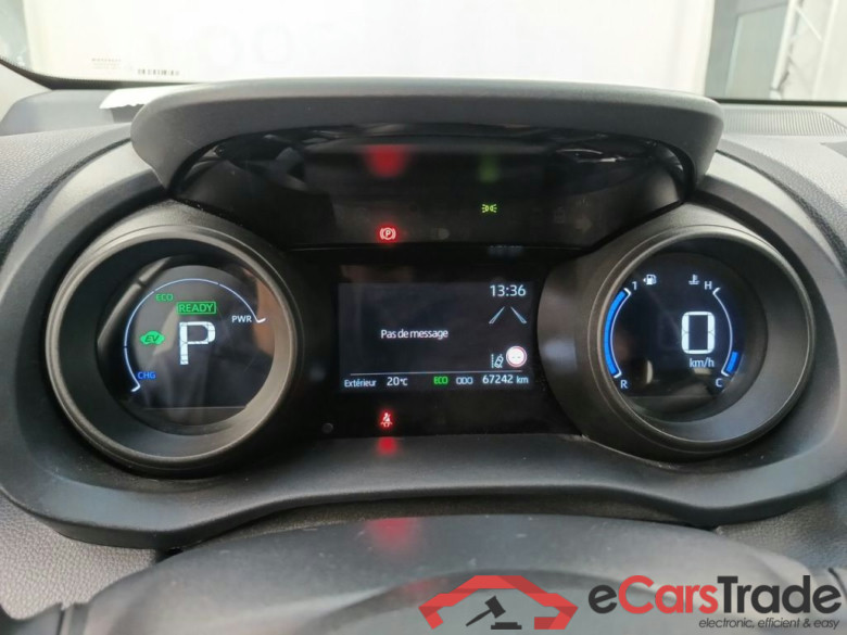 Toyota Yaris 1.5 VVT-i Hybrid Iconic e-CVT 5d #6