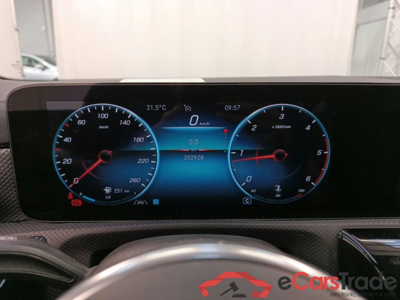 Mercedes-Benz CLA Shooting Brake CLA 180 d Business Solution 5d #6