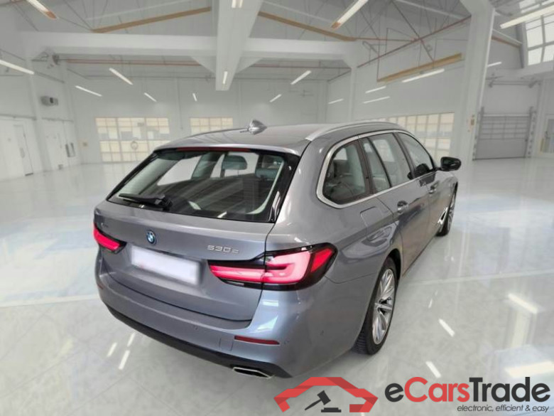 BMW SERIE 5 / 2020 / 5P / STATION WAGON 530E XDRIVE BUSINESS AUTO TOURING #2